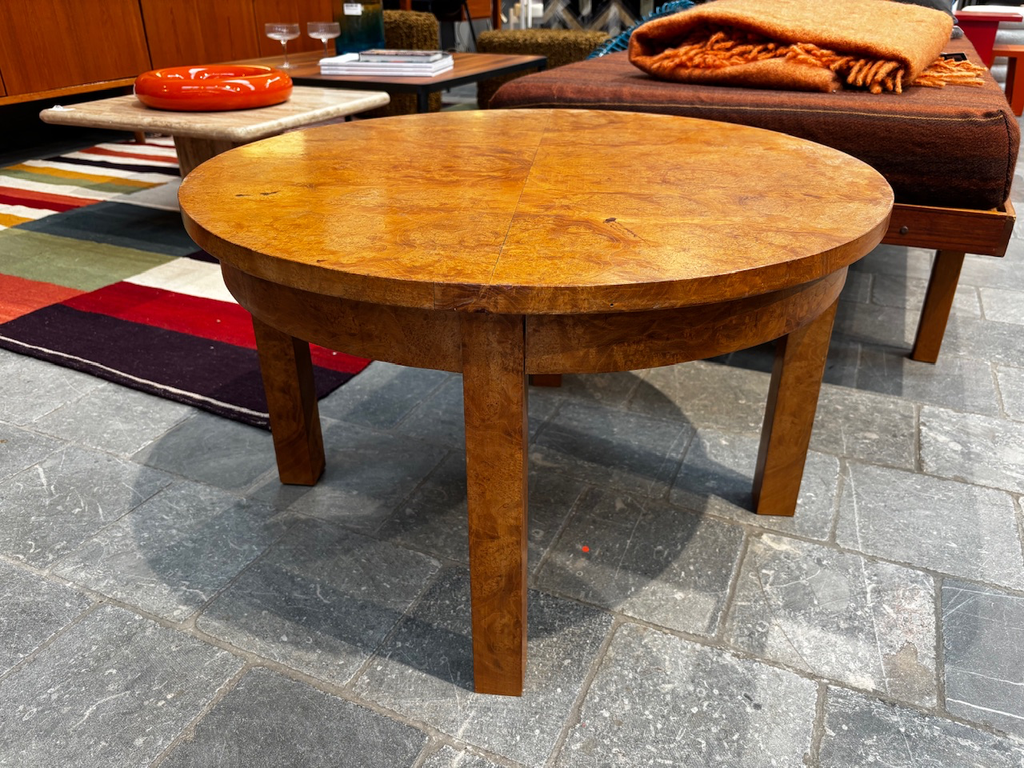 Table d'appoint en bois fruitier année 40 D70 x H41,5cm