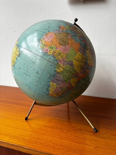 Globe terrestre vintage tripode