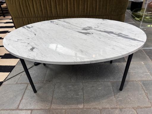 Table basse ovale en marbre 85x55xh34,5