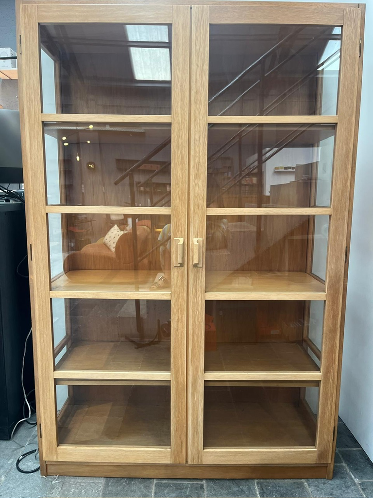 Vitrine en bois 120x46xH180cm