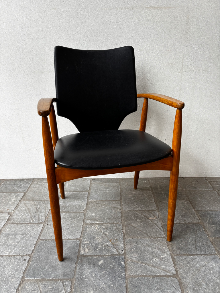Fauteuil de bureau skai noir