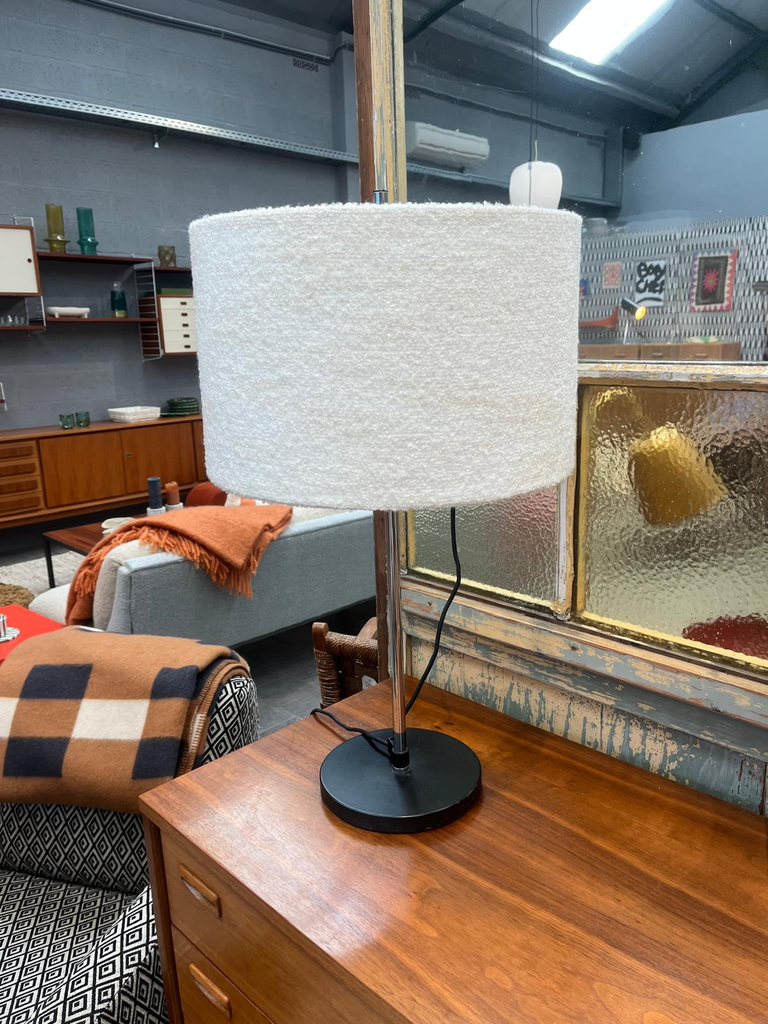Lampe abj bouclette rond sur tige chromée