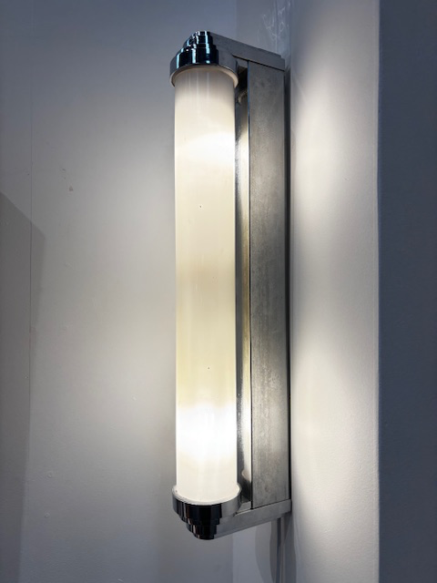 Applique tube sur chrome