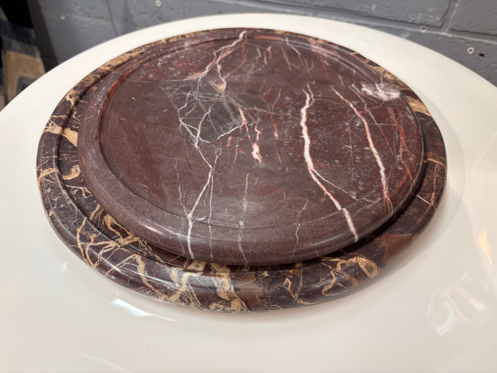 Set de 2 plats  en marbre rouge - Ø26x2cm / Ø32x2cm