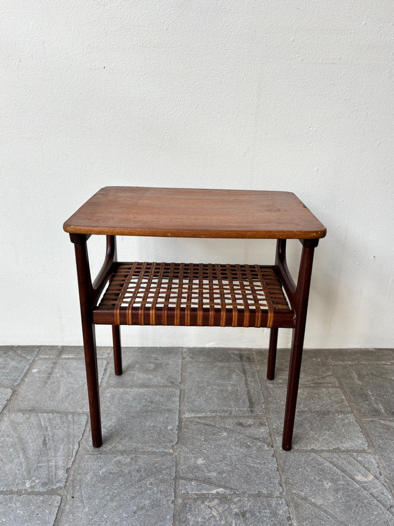 Table d'appoint danoise dessous tressé