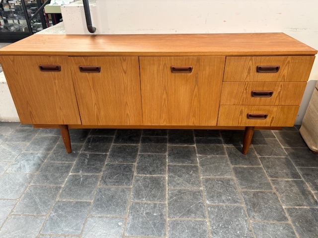 Enfilade bois clair 169x45x72(h)