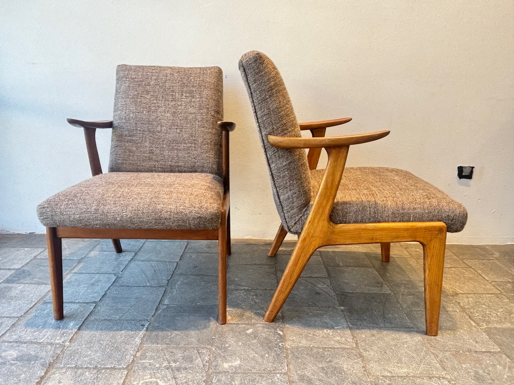 Paire de fauteuils pingouins nouveau garnissage