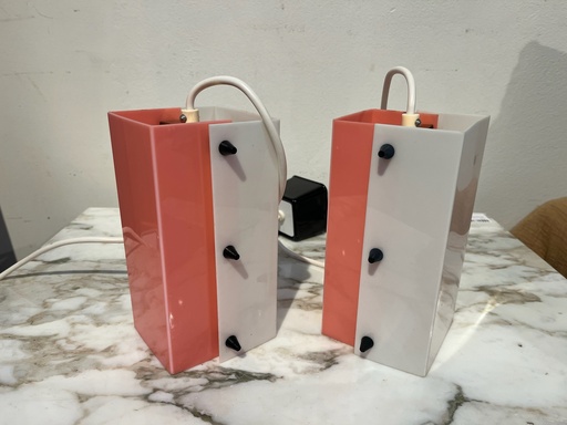 Suspension plexi blanche et rose vintage (Prix/pièce)