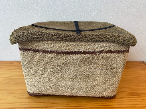 Panier avec couvercle 30x30x20 en jonc de mer 