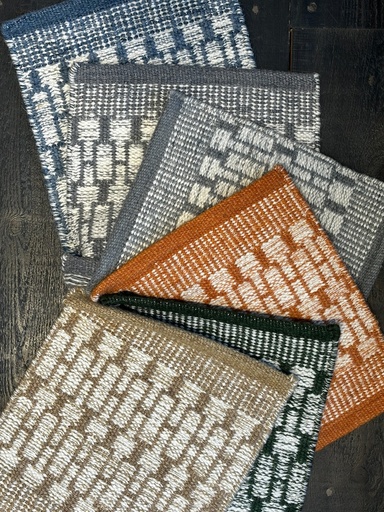 Tapis en laine Mahi fait main