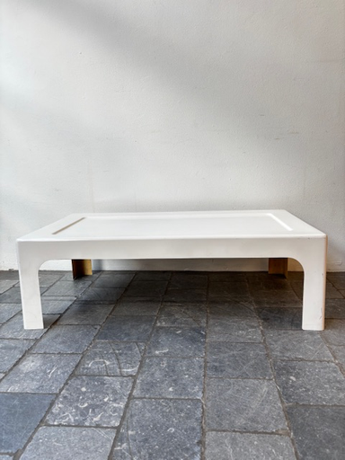 Table basse design blanche en fibre 114x63xh36