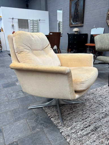 Fauteuil tournant velours vintage