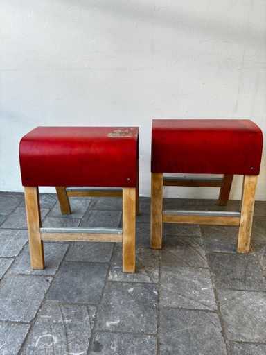 Paire de tabourets bois courbe atelier rouge