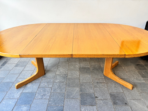 Table ronde ovale en chene 2 allonges 120+2all 50cmxH73cm