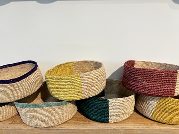 Panier à pain en raphia crocheté